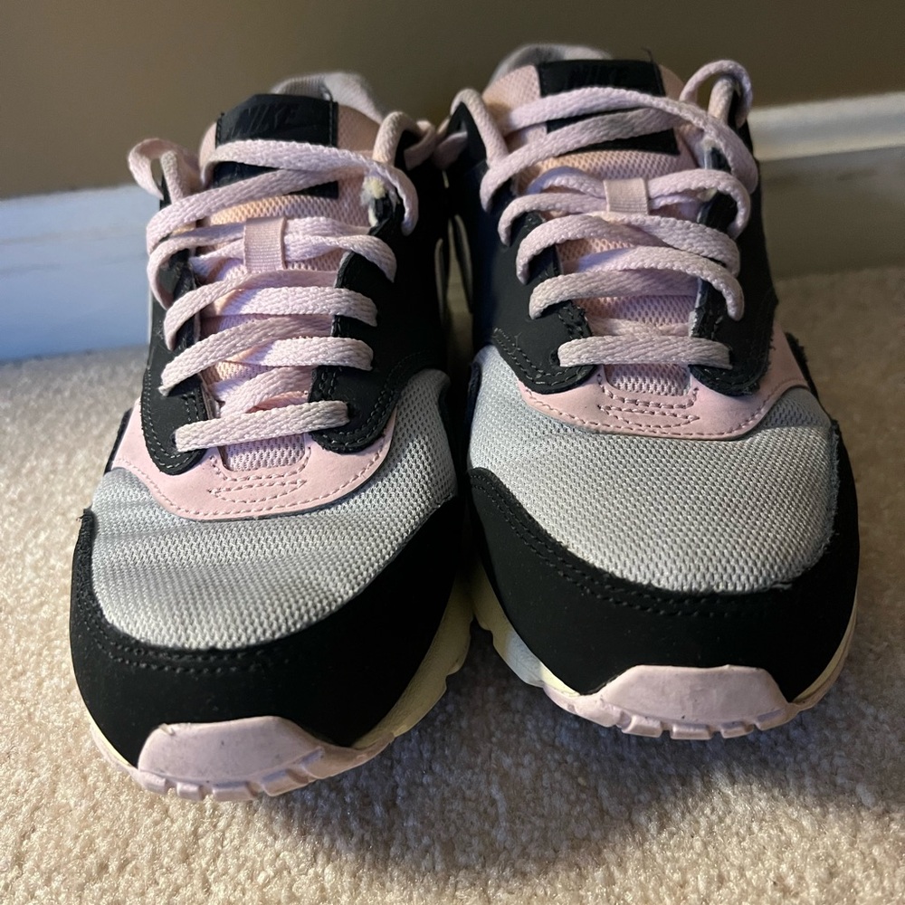 Nike Air Max 90 Size 7Y - Picture 3 of 5